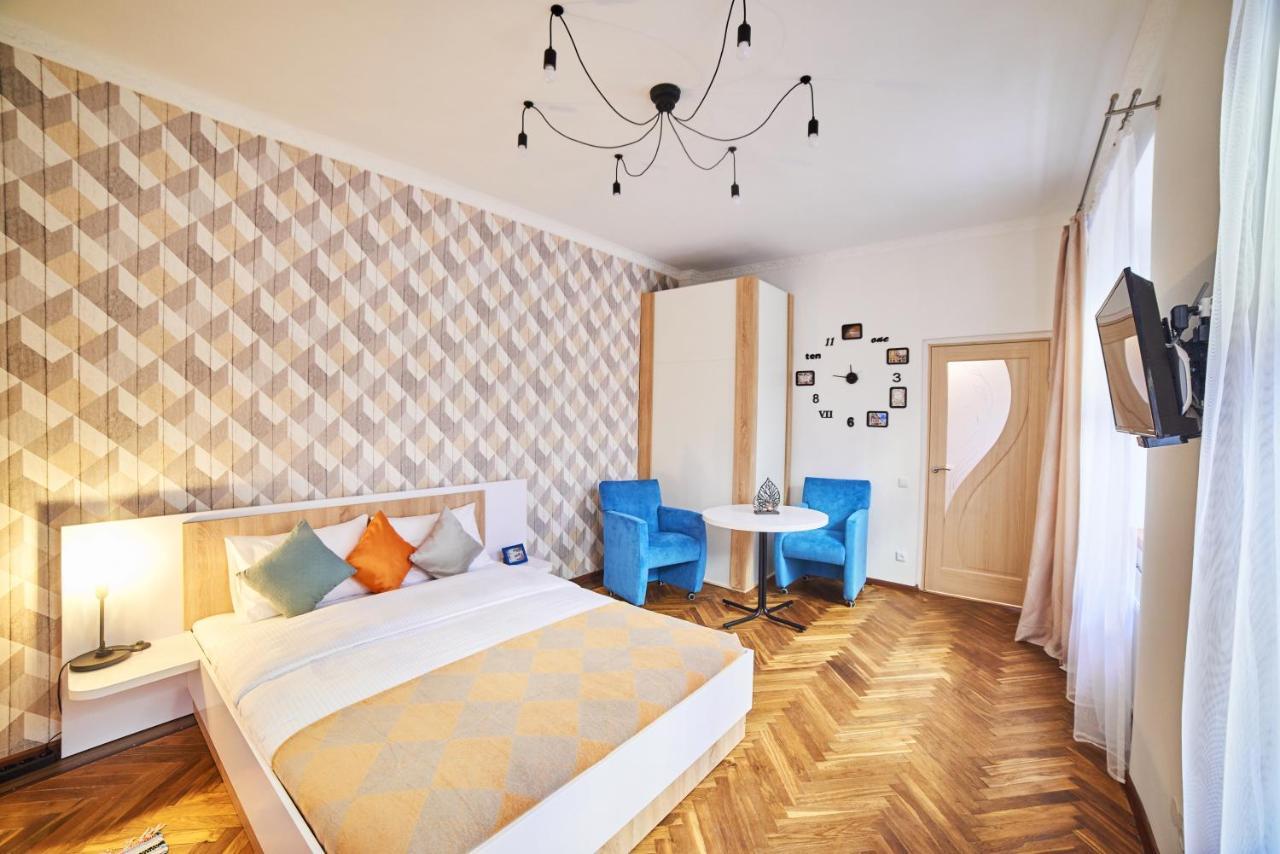 Comfort Apartments In Center Lviv Exterior photo